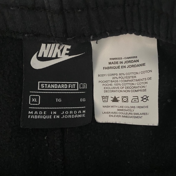 Nike Unisex Black Joggers - Picture 4 of 4